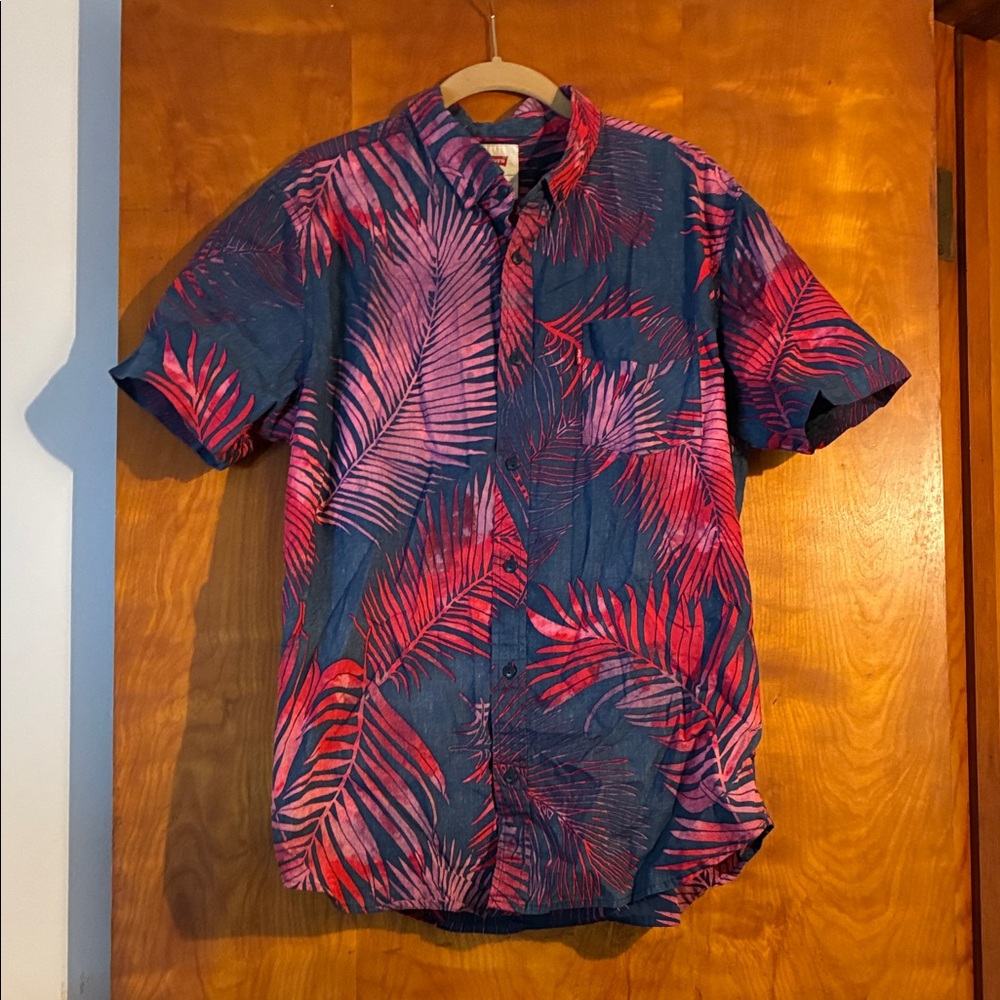 Levi's Blue and Red Tropical Print Men's Shirt